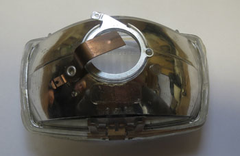 Scheinwerfer - Einsatz Peugeot, ca 115x69 mm