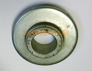 Distantstück mit Staubdeckel 16,9 / 14,2 / 48