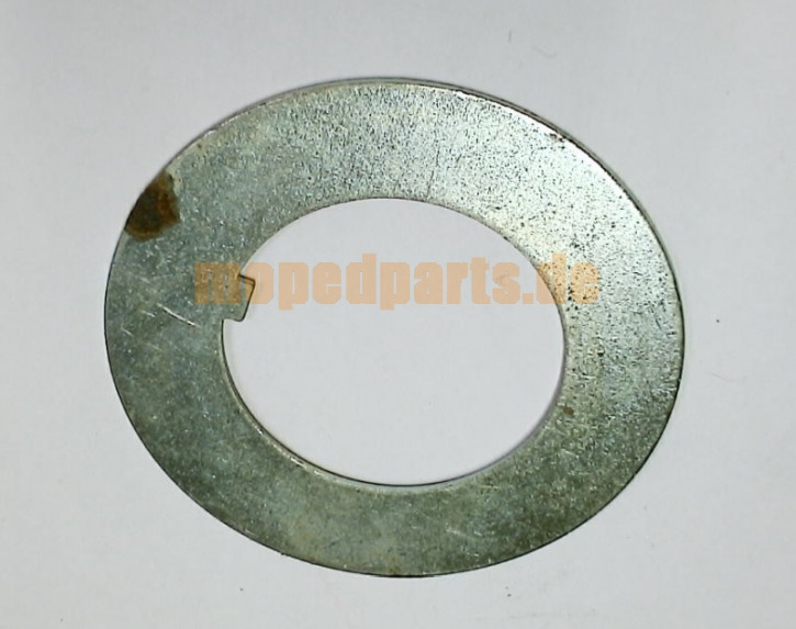 Scheibe mit Nase, D 44,3 , d 25,9, Stärke 0,9 mm aus Altbestand
